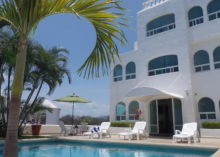 Manzanillo-Private Pool - Ocean Views